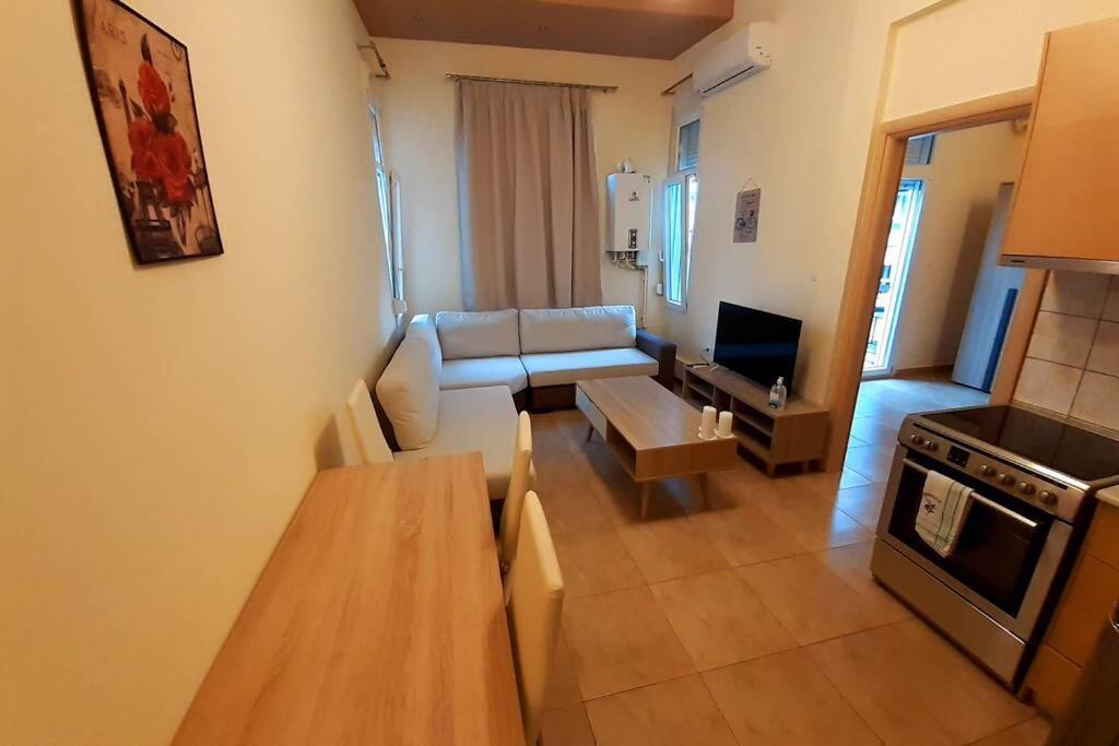 Dreamy Apartment City Center 1 Thesbnbgr เทสซาโลนิกิ ภายนอก รูปภาพ